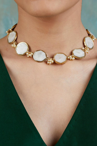 Dirty White Round Enamel Choker