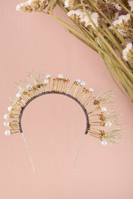 Advika Crown