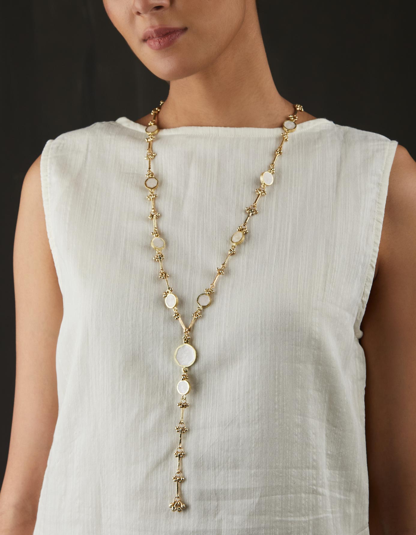 Round Enamel Noor Neckstring